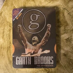 Garth Brooks The Entertainer DVD Set NWT Sealed
